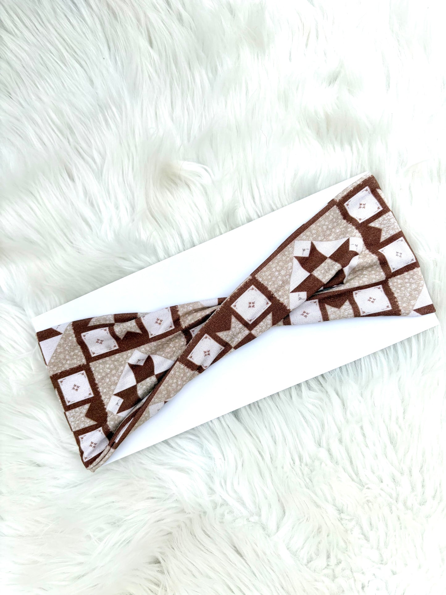 Neutral Quilt Block Bamboo Flat Twist