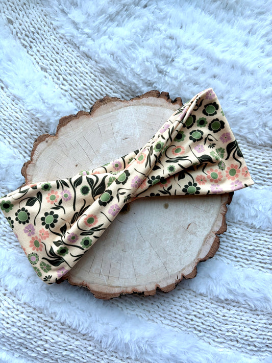 Muted Yellow Boho Floral Flat Twist