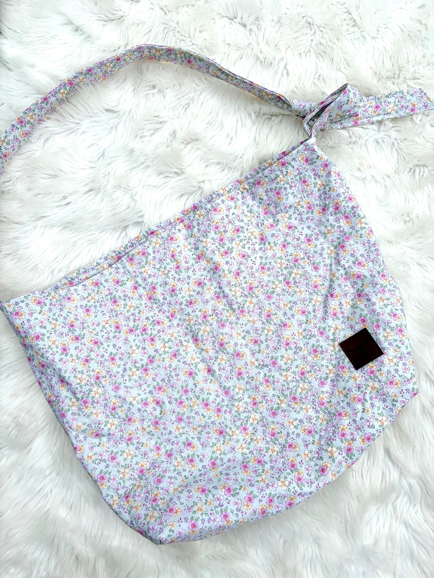 Prairie Floral Quilted Slouchy Tie Bag