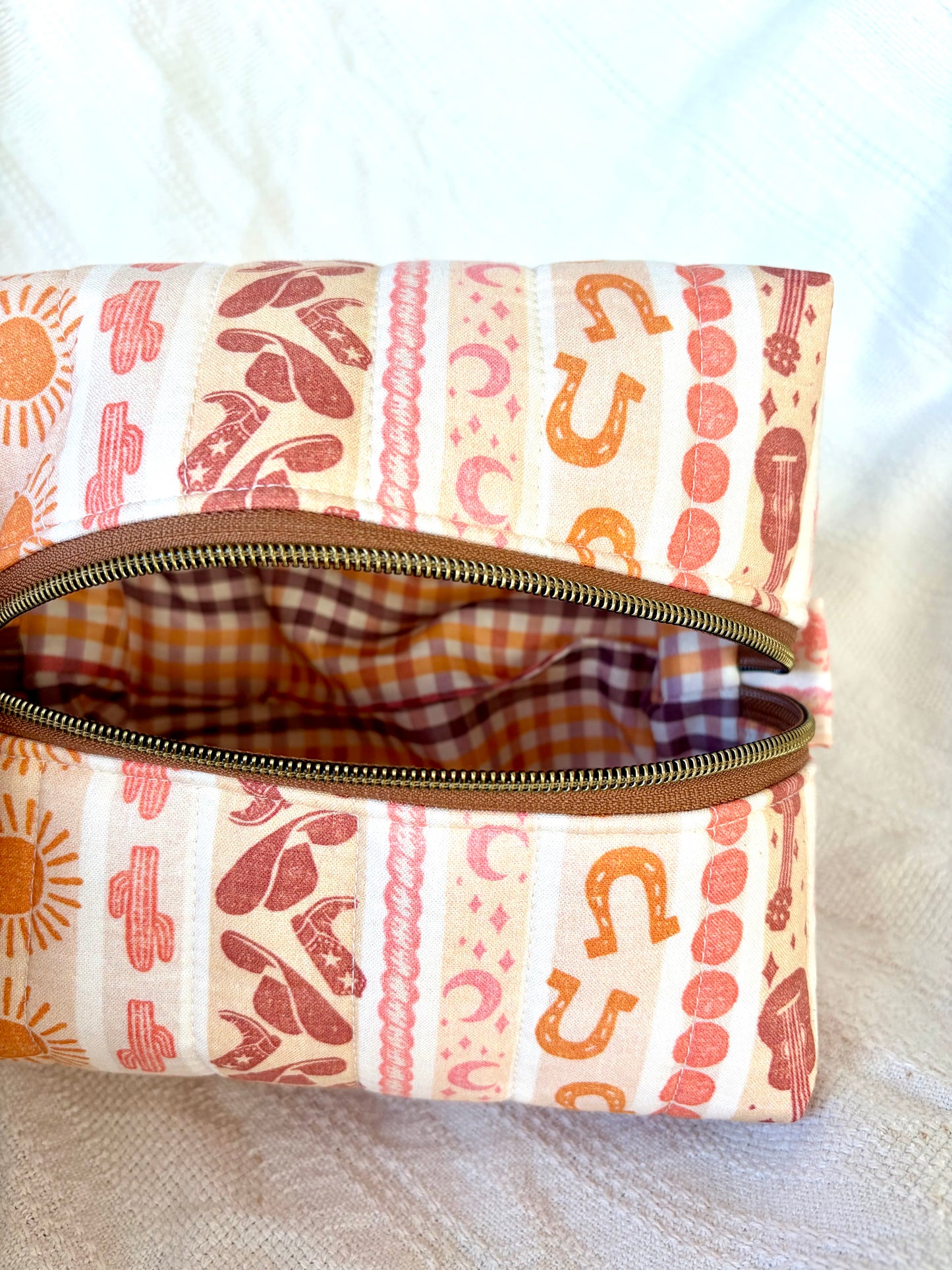 Arizona Cowgirl Quilted Makeup Bag