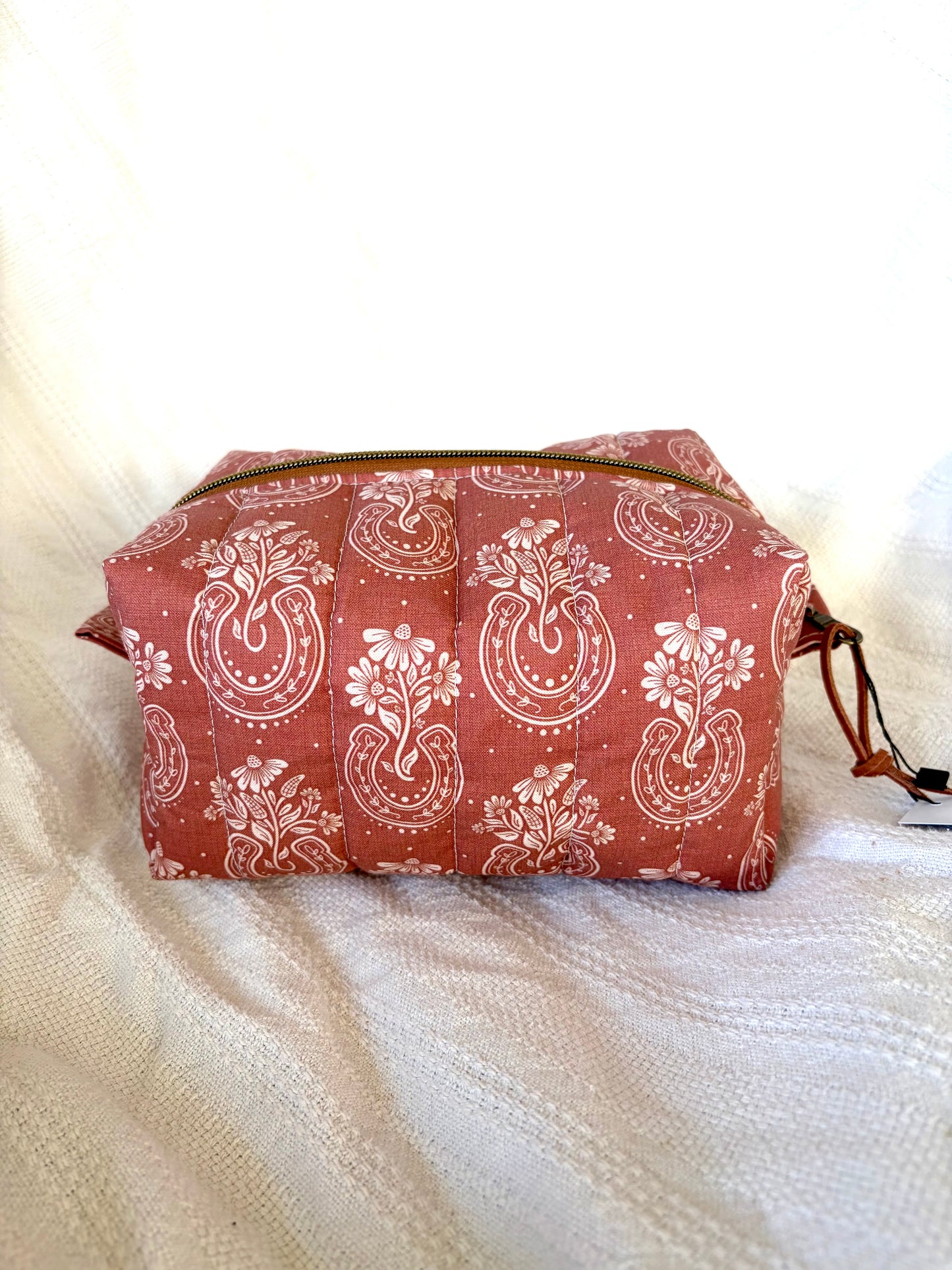 Mauve Horseshoe Quilted Makeup Bag