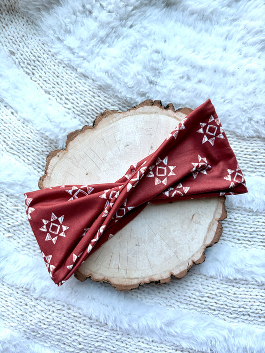 Red Quilt Star Flat Twist