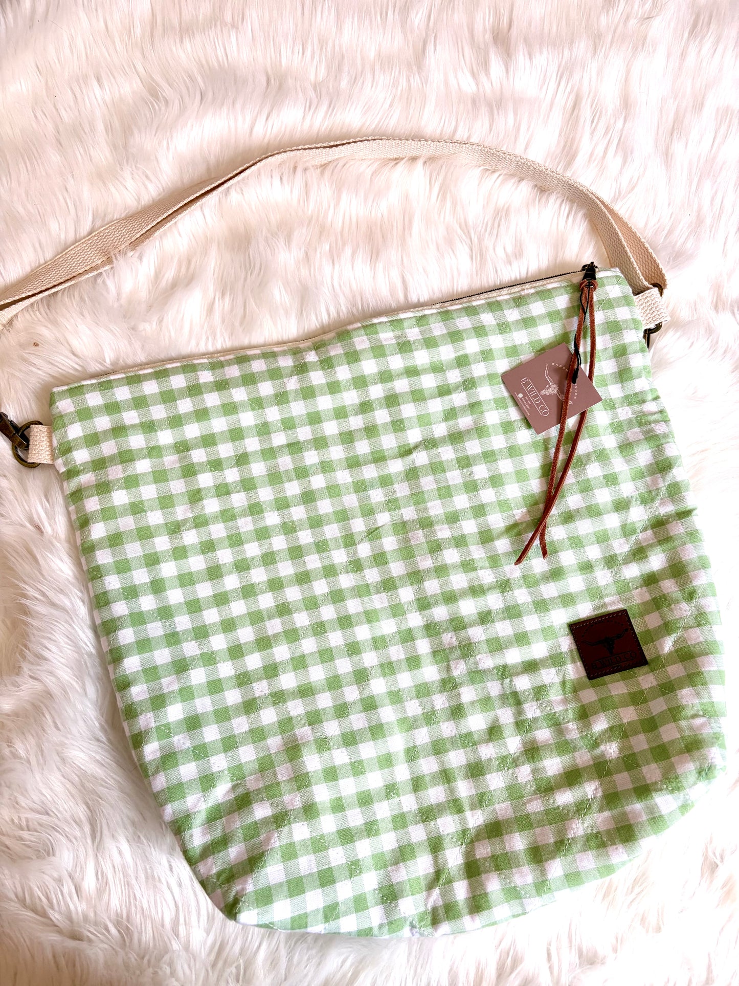 Minty Gingham Quilted Slouchy Bag